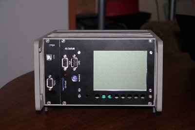 FPGA mit LCD im 42TE-Gehäuse